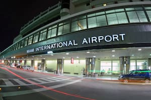 Noticias de Florida hoy: evacúan aeropuerto de Miami, aumenta la gasolina y últimas actualizaciones