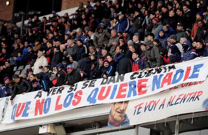 Hubo varias banderas en contra de la dirigencia de San Lorenzo