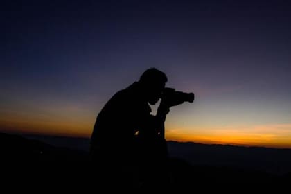 Hubo varias investigaciones para dar con el misterioso vigilante de la casa