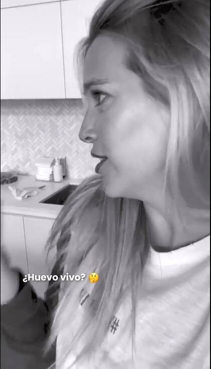 "¿Huevo vivo?": el insólito furcio de Luisana Lopilato (Foto: Captura de video)