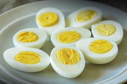 Huevos duros, un alimento reconocido en la gastronomía argentina