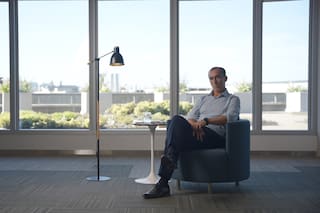 "Vucetich tenía orejas en su escritorio" y otros hallazgos sorprendentes de Hugo Alconada Mon