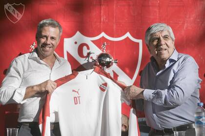 Hugo Moyano, el día de la presentación de Lucas Pusineri como DT