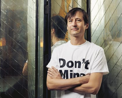 Hugo Tillman, uno de los 13 asistentes y modelos que acusan al fotógrafo peruano