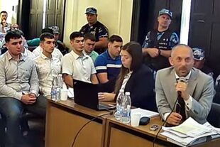 Hugo Tomei, al presentar los alegatos de la defensa de los ocho acusados