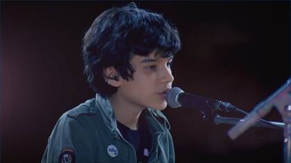 Huillo tiene 17 años y le encanta la música