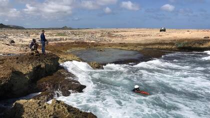 La policía de Curazao continúa con la búsqueda del resto de los venezolanos que viajaban en la embarcación