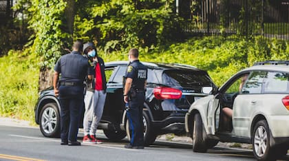 Huir de la policía o participar en carreras callejeras ahora puede costar hasta 30 días de retención del auto