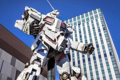 Humanoides como Gundam y Transformers -robots que podían adoptar la forma de vehículos, aparecieron en la década de 1980 en Japón y forman parte de la cultura pop de muchos países