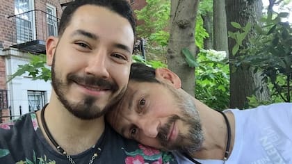 Tortonese y su novio, felices en San Francisco