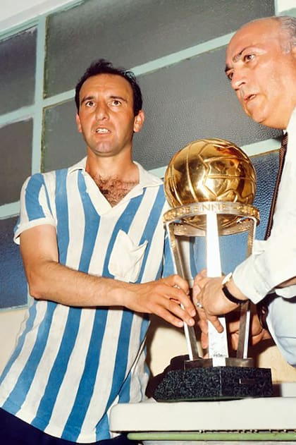 Humberto Maschio, siempre de la mano de la gloria