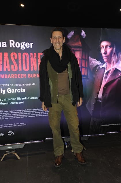 Humberto Tortonese fue otro de los famosos invitados a la función, que se podrá ver en el Teatro San Martín de miércoles a sábados a las 20.30 y los domingos a las 19.30