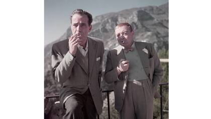 Humphrey Bogart y Peter Lorre, en el rodaje de La burla del diablo