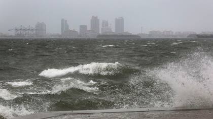 El Servicio Meteorológico Nacional emitió una alerta por corrientes de resaca peligrosas en Miami-Dade, Broward y Palm Beach