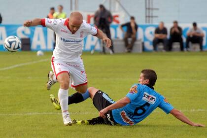 Huracán no pudo con San Carlos y su sueño quedó más lejos