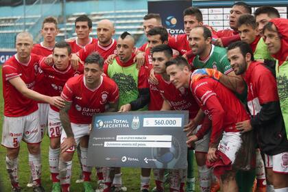 Huracán venció a Victoriano Arenas y avanza en la Copa Argentina