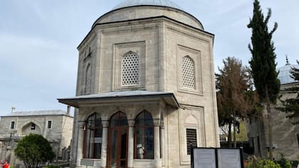 Hürrem Sultan fue enterrada en la Mezquita de Süleymaniye en Estambul.