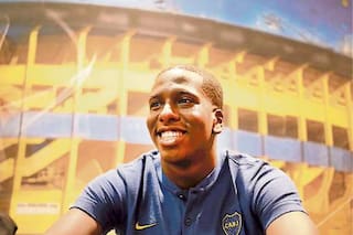 Entre señales de alarma, Boca tuvo una buena noticia: llegó Jan Hurtado