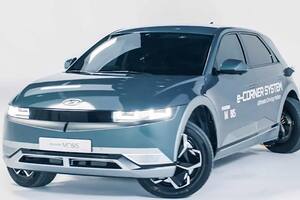 Hyundai presentó un auto que maneja en diagonal y de costado