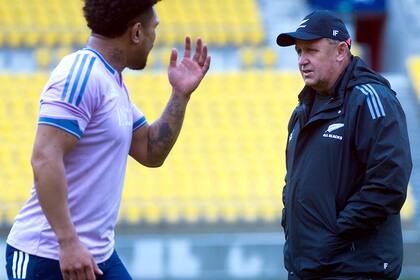 Ian Foster fue ratificado como head coach de los All Blacks y tuvo el apoyo de referentes