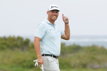 Ian Holt y su celebración en The Bahamas Great Abaco Classic, en enero pasado