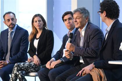 Iandoli, Castro, Tizado, Cabrera y Mayer, en Tecnópolis