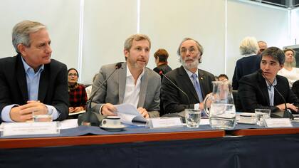 Rogelio Frigerio y Pablo Tonelli aseguran que hubo "arbitrariedades" en el proceso judicial que busca desplazar a la fiscal Goyeneche, en Entre Ríos