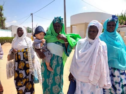 Ibrahima con la familia de su padre