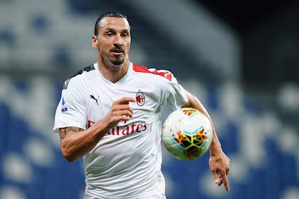 Ibrahimovic arrancó con buen pie la temporada en la Serie A de Italia. Ahora deberá mantenerse al margen un par de semanas.