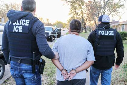 ICE suma tecnología para identificar a los migrantes