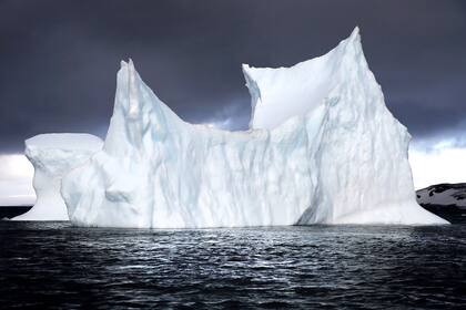 Iceberg cerca de la Base Marambio, en la Antártida Argentina