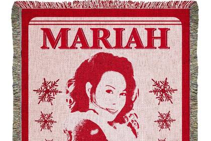 Ideal para acurrucarse y celebrar. (Amazon MC)