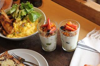 Yogur casero: textura, variaciones y tips para prepararlo