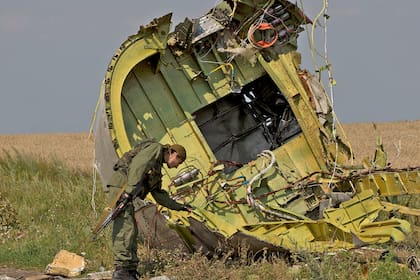 El avión cayó en el este de Ucrania