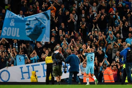 ïdolo en Manchester: los hinchas del City lo saludan con emoción en su último encuentro con los Citizens