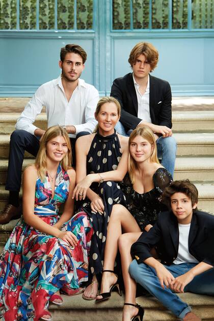 Con su mujer, Miranda, y los cinco hijos que tienen juntos