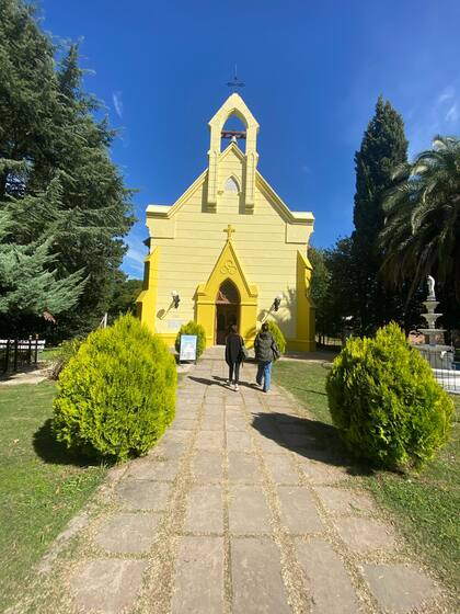 Iglesia de Nuestra Señora de Luján en Uribelarrea