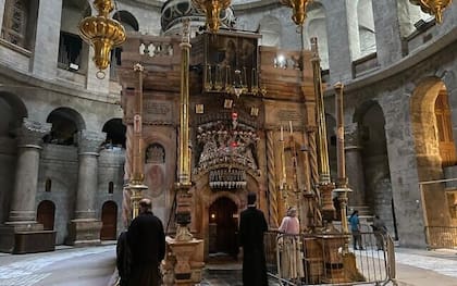 Iglesia del Santo Sepulcro con las obras de renovación actuales