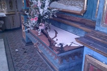 Iglesia San Ignacio de Loyola luego de que los alumnos del Nacional Buenos Aires ocasionaran algunos destrozos