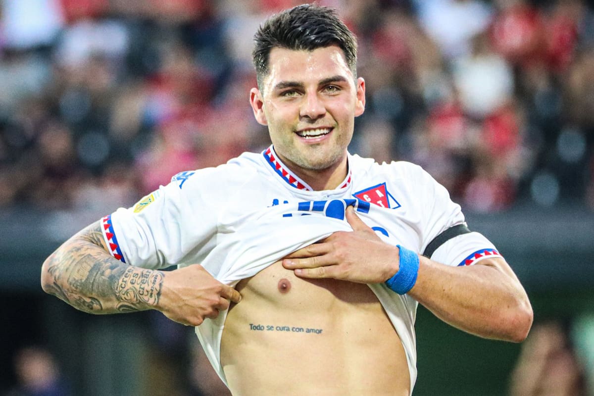 La emoción de Ignacio Russo: lloró durante el minuto de silencio por su padre y después hizo el primer gol de Tigre