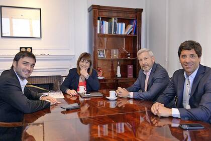 Ignacio Torres, Patricia Bullrich, Rogelio Frigerio y Sebastian García de Luca