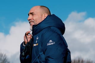 Dirigió la primera práctica en Tottenham: igual, el club sueña con un argentino para después del Mundial