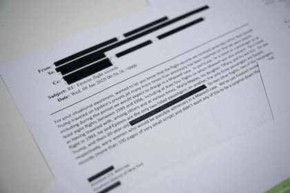 Ilustración fotográfica que muestra parte de un nuevo lote de archivos difundidos por el gobierno de Estados Unidos en relación con Jeffrey Epstein