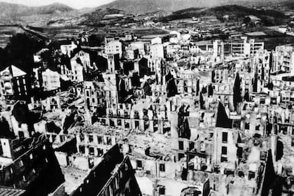 Guernica en llamas: un golpe al corazón del País Vasco 