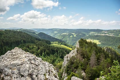 Imagen de la región del Cantón de Jura, de donde provienen Arnaud y su familia. Jura pertenece a la parte francófona de Suiza.