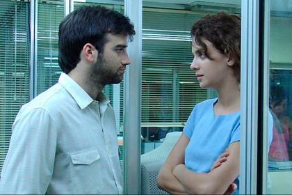 Imagen de "Los suicidas", película de Juan Villegas basada en la novela homónima de Di Benedetto, con Daniel Hendler y Leonora Balcarce 