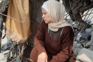 Hogares reducidos a escombros y precios exorbitantes: así es la vida de dos mujeres en Gaza