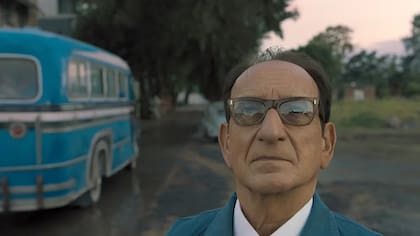 Imagen de "Operación Final", la película que cuenta la captura por el servicio de inteligencia israelí del oficial nazi Adolf Eichmann, personificado por el actor Ben Kingsley