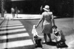 Instantes en blanco y negro de las calles porteñas