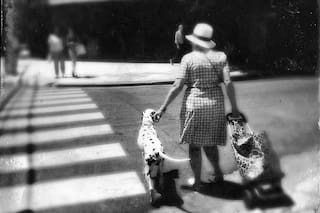 Instantes en blanco y negro de las calles porteñas